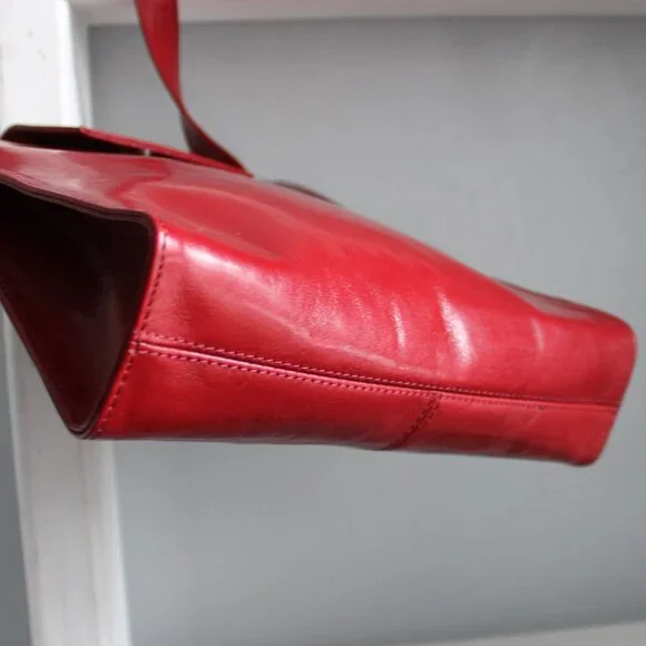 HOBO International Red Leather Shoulder Tote Bag Purse with Structured Design - Picture 4 of 6